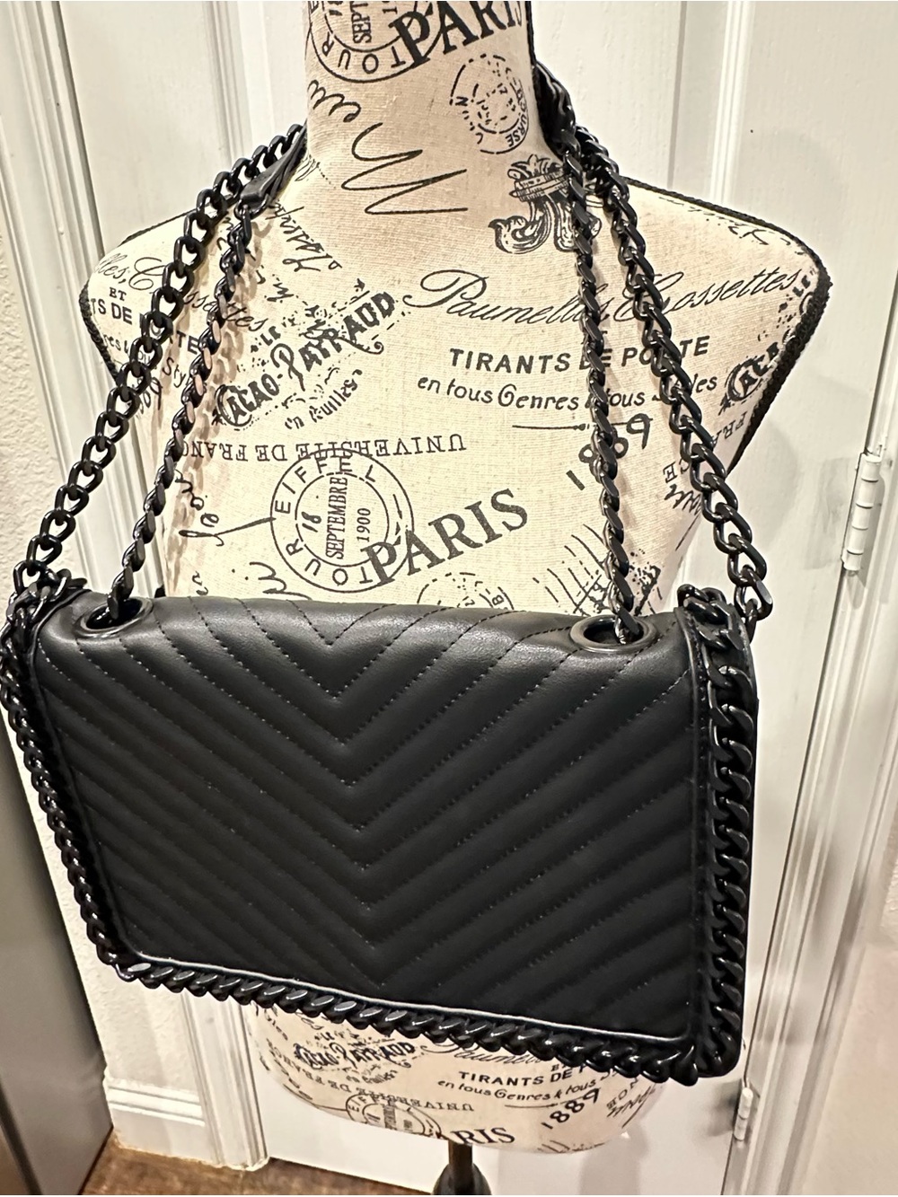 Aldo Black Quilted Chain-Trim Shoulder Bag